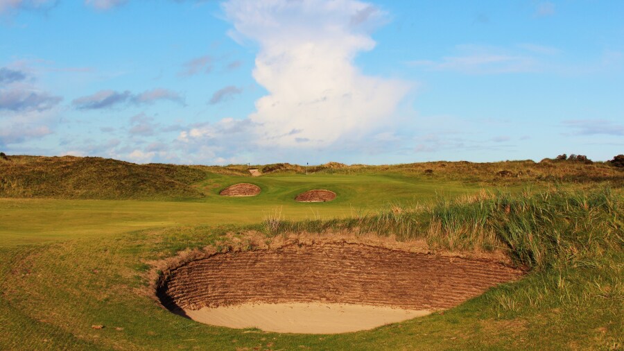 Portmarnock Golf Club - bunkers