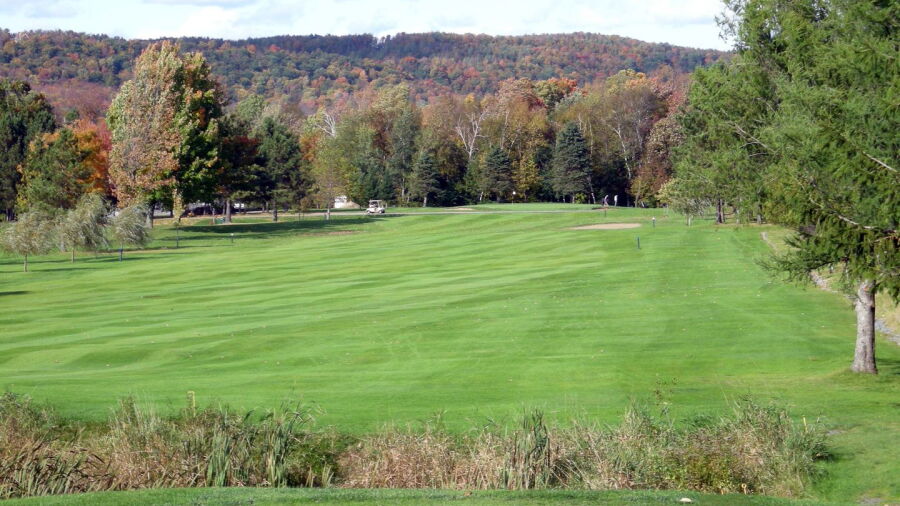Club de Golf North Hatley: #8
