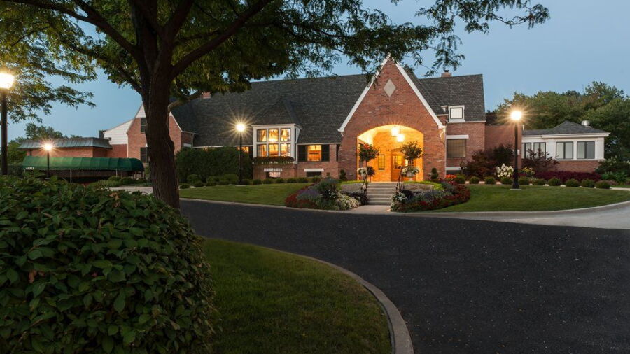 Bloomington CC: Clubhouse