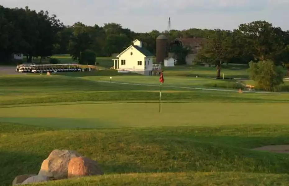 Summit GC: Starter house