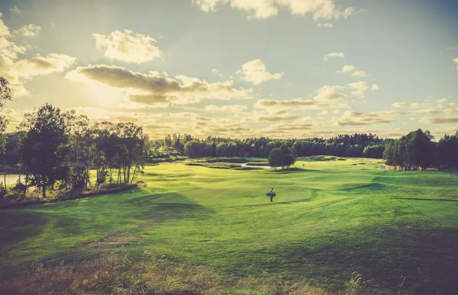 Hills Golf & Sports Club