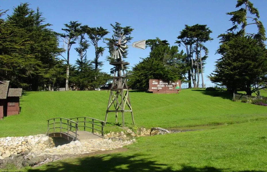 San Simeon Pines Resort