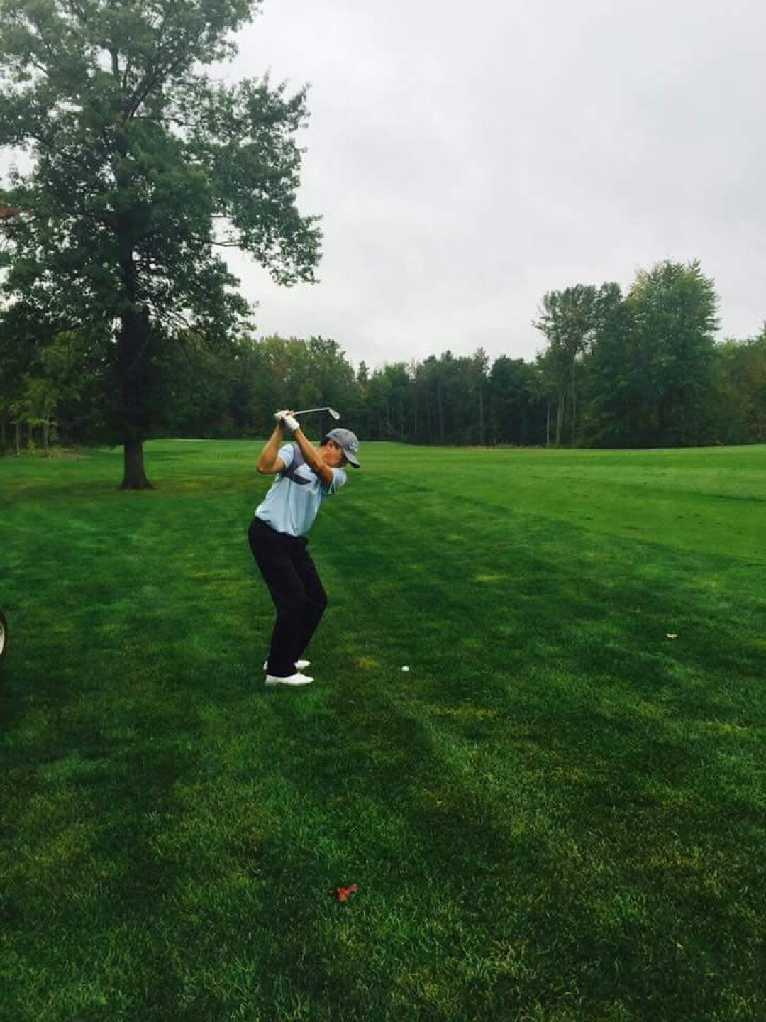 Here is my ugly golf swing on a great course ;-) (Photo submitted by uMHVK5023MH on 09/30/2015)