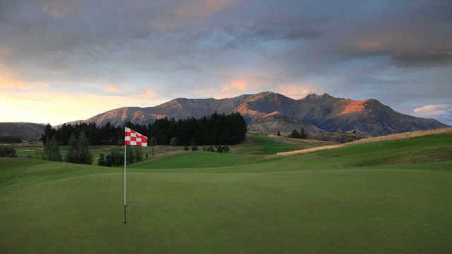 The Hills GC: #1