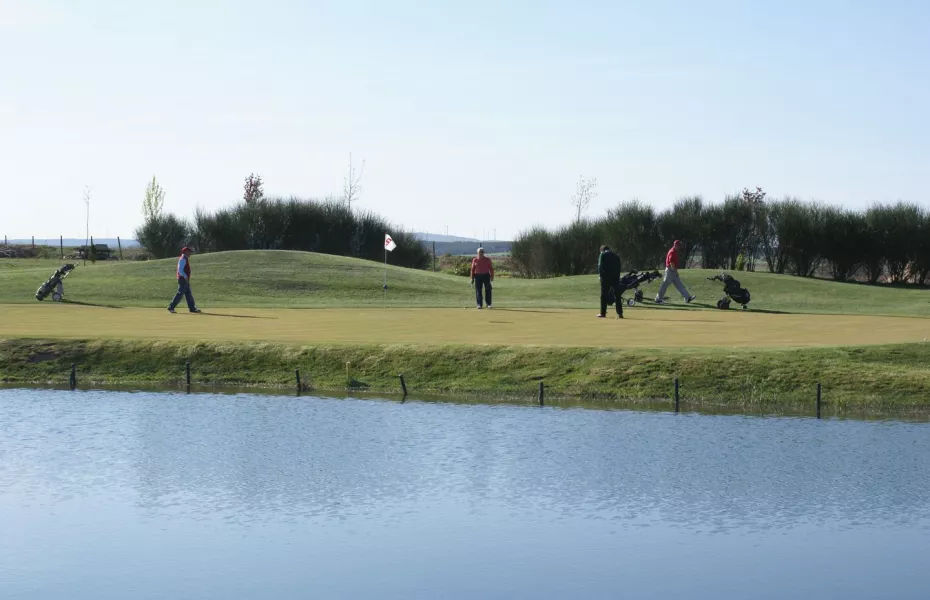 Las Llanas GC: #6