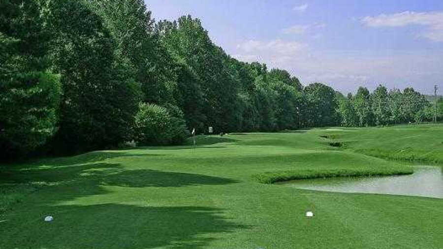 RiverPines GC - Par 3: #4