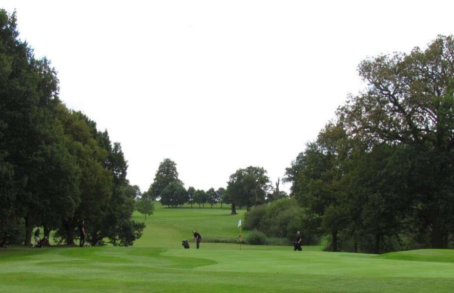 Stoneleigh Deer Park Golf Club Tantara Course in Stoneleigh, Warwick