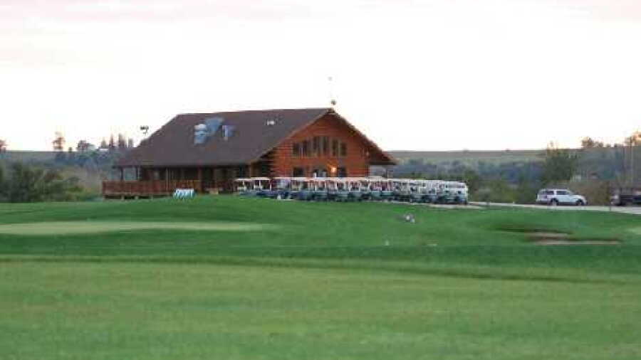 Yellowstone GC: Clubhouse