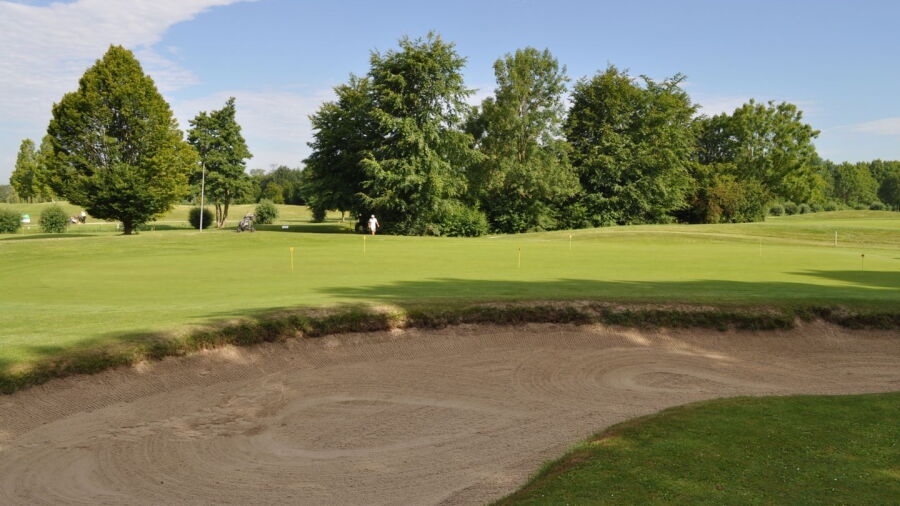 Cromstrijen GC: Practice area