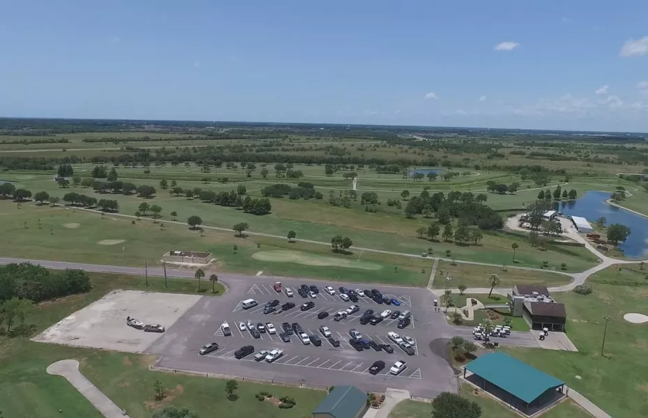 Bayou GC: Aerial view, clubhouse