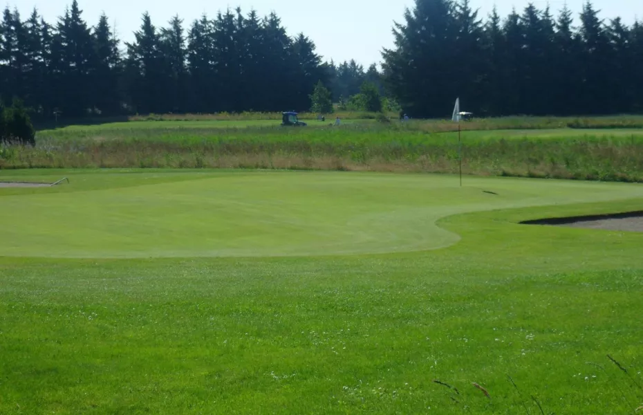 Hirtshals GC - 18 Hole: #16