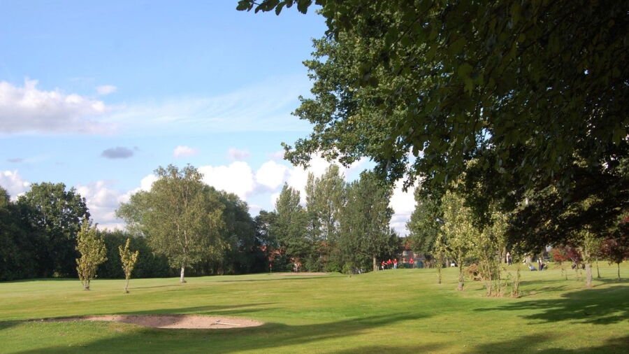 6th hole at Woolton GC