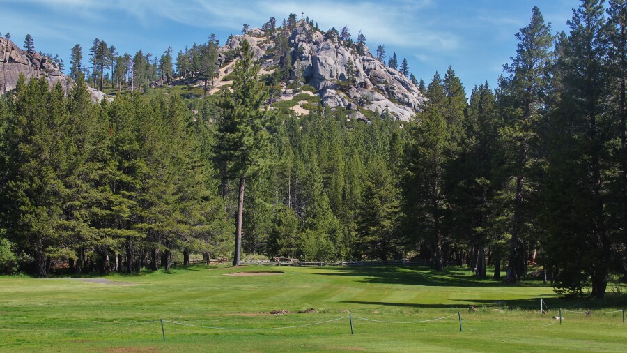 Lake Tahoe Golf Course - hole 10 