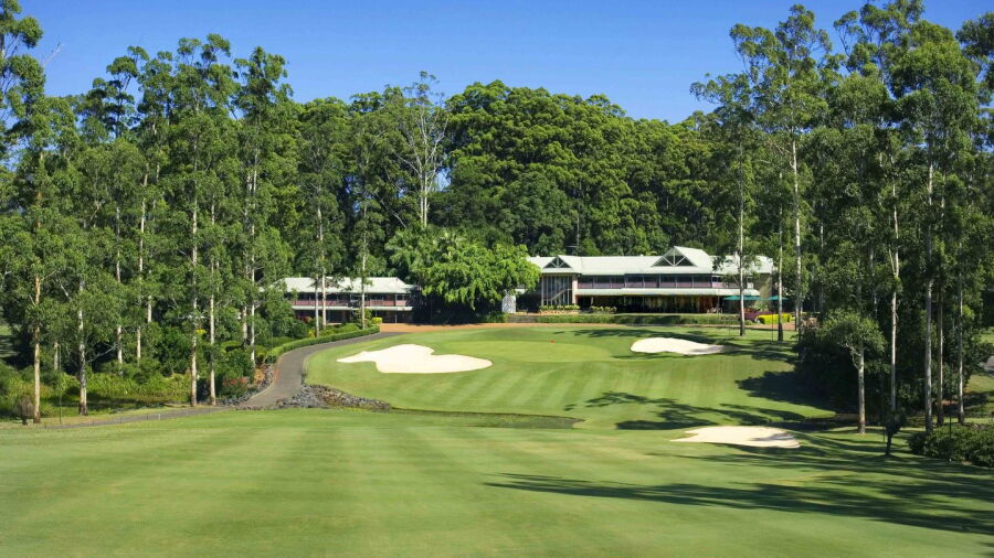 Bonville GR: #18 & clubhouse