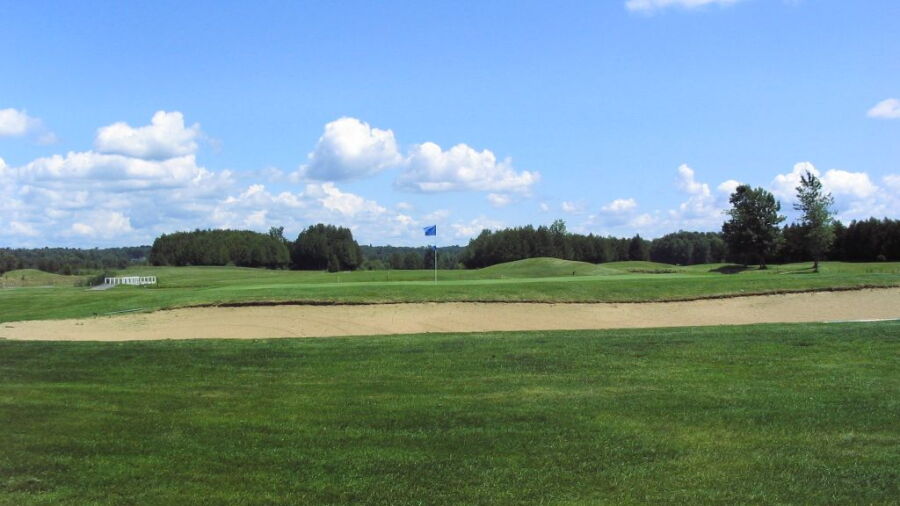 Irish Hills G & CC - Red/Blue