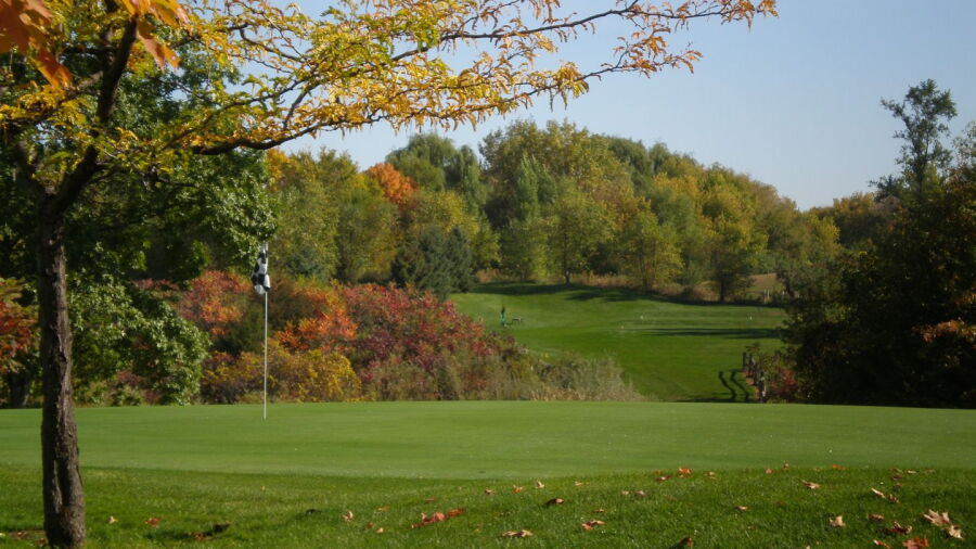 Halla Green GC