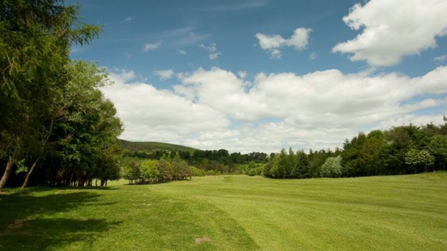 Tree lined fairways at Scoonie GC