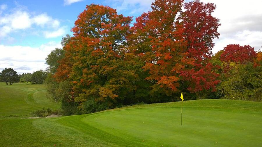 Oshawa Airport - fall colors
