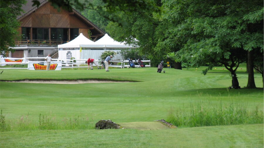 Les Coullaux GC: Clubhouse