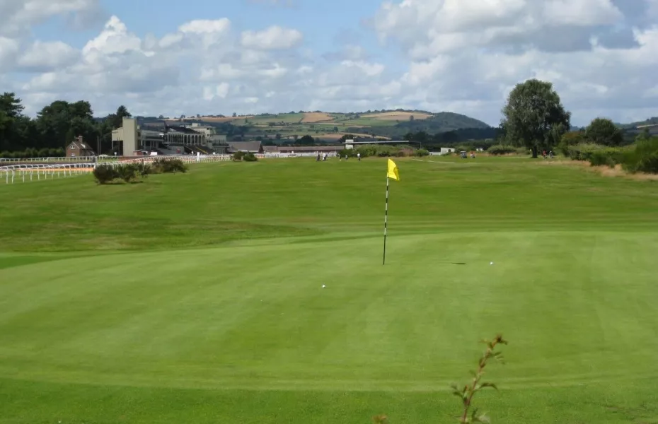 1st green at Ludlow GC