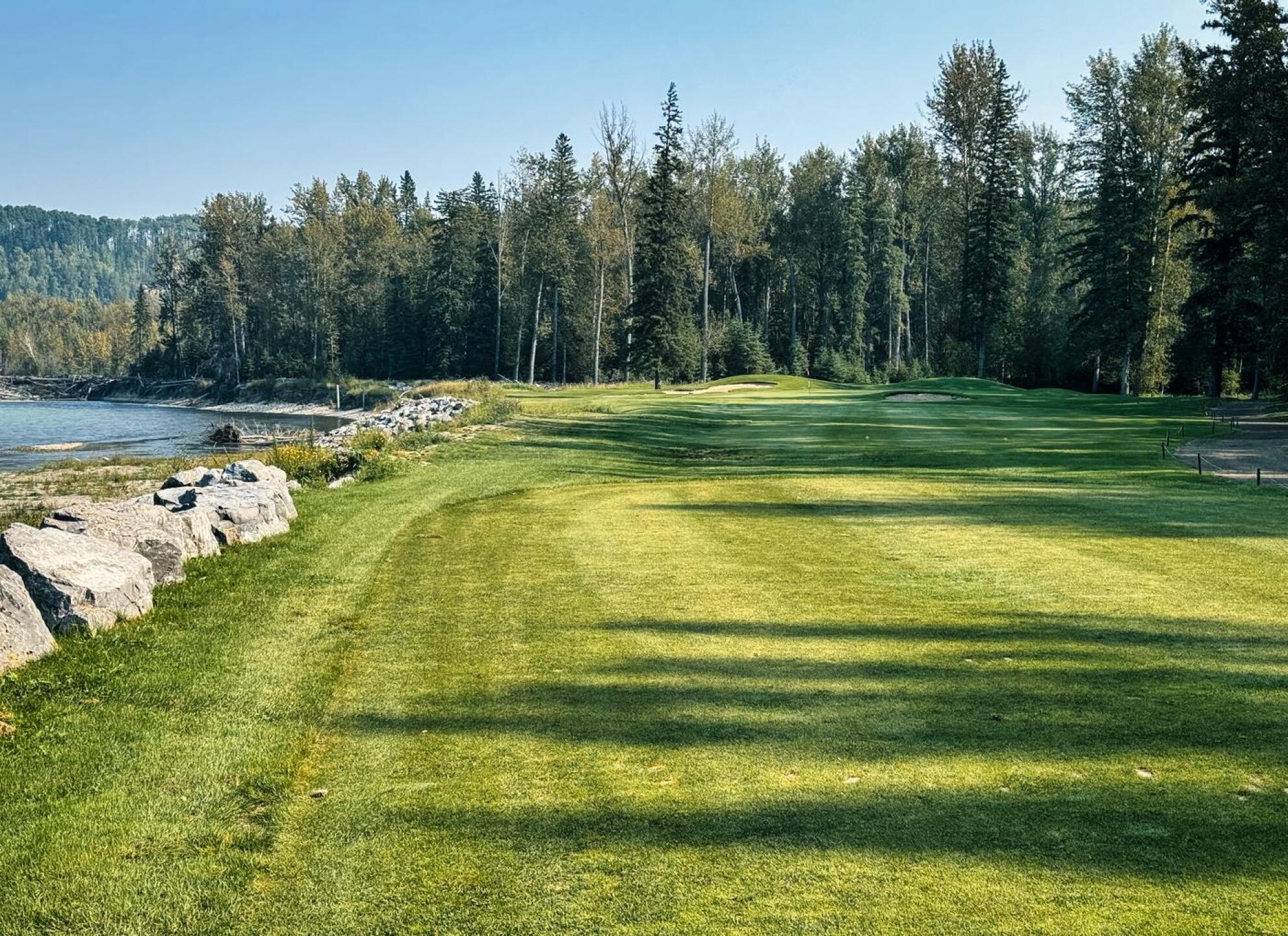 Whitecourt G&CC, Hole 4, Par 3, 135 yds (Photo submitted by DYakimec on 11/15/2024)