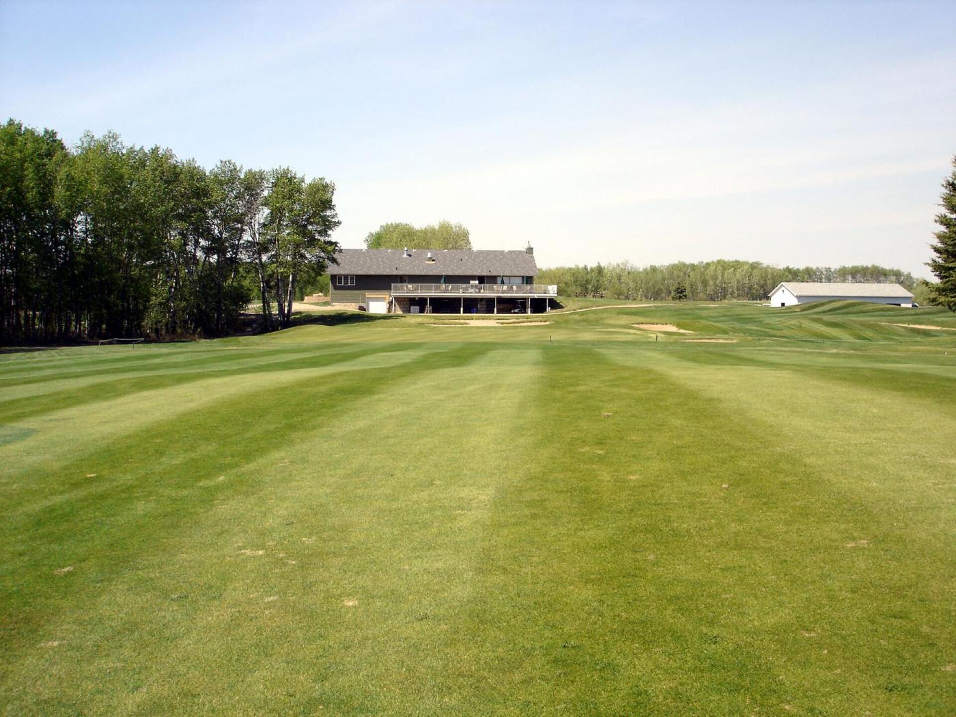 Grand Centre G&CC, Hole 9, Par 5, 529 yds (Photo submitted by DYakimec on 06/25/2018)