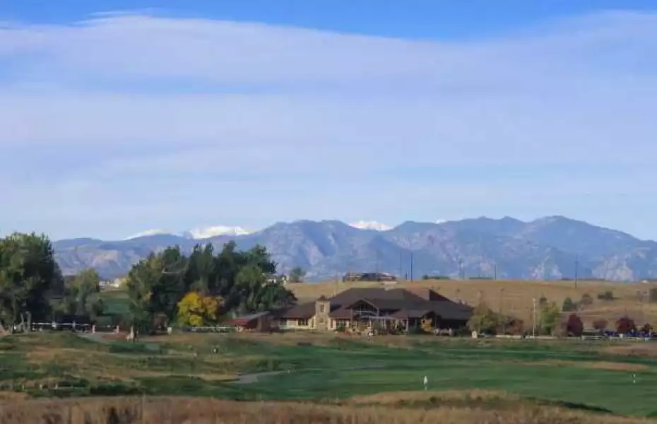 Riverdale Knolls: Clubhouse