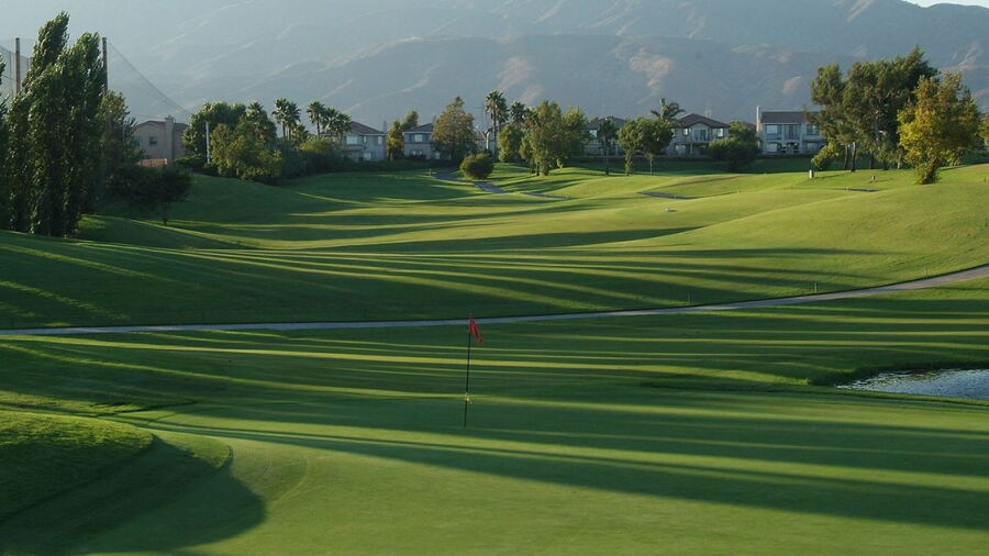Sierra Lakes GC