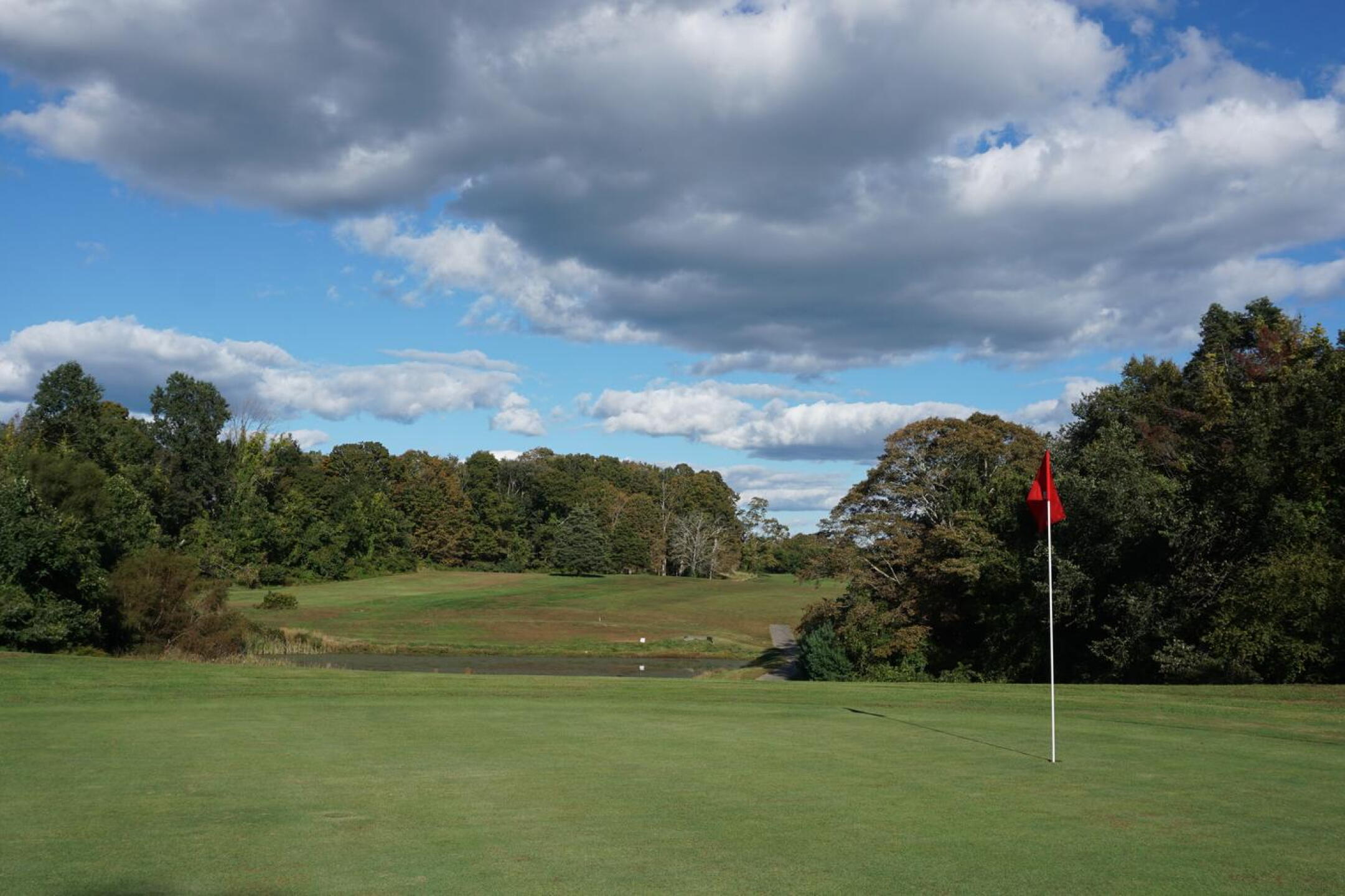 The seventh is a terrific par-five which culminates on this green, set on a tall plateau. (Photo submitted by AptlyLinked on 10/03/2021)