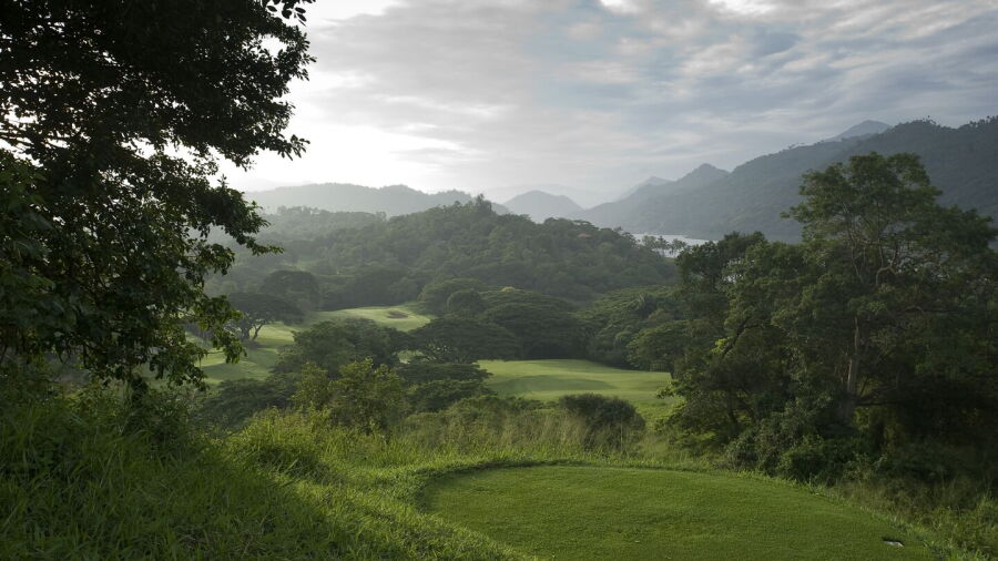 Victoria Golf & Country Resort