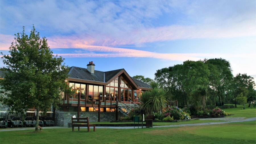 Oughterard GC: Clubhouse
