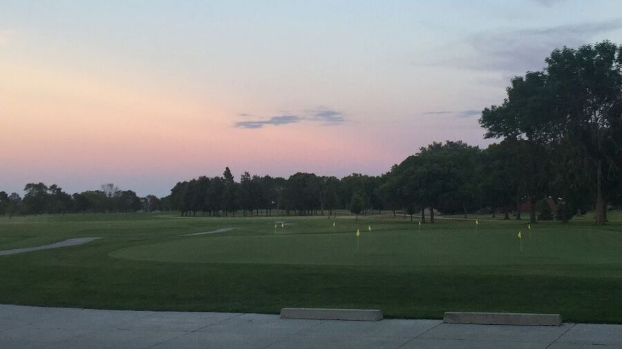 Cattail Crossing GC: Practice area