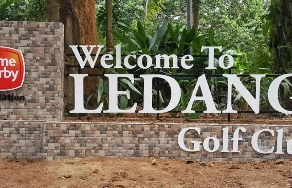 Ledang GC: Entrance sign