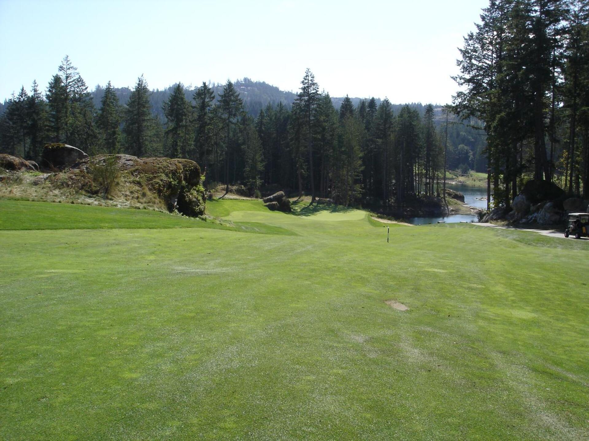Bear Mountain Golf Resort, Valley Course, Hole 13, Par 4, 471 yds (Photo submitted by DYakimec on 03/15/2016)