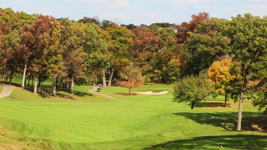 Lee Trevino course at Geneva National Golf Club - hole 1