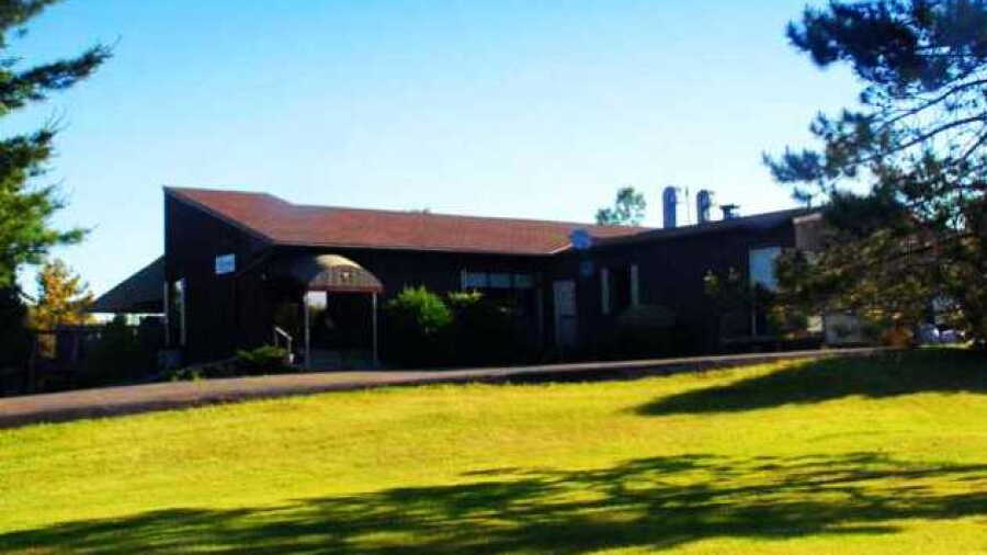 Burford Golf Links: Clubhouse