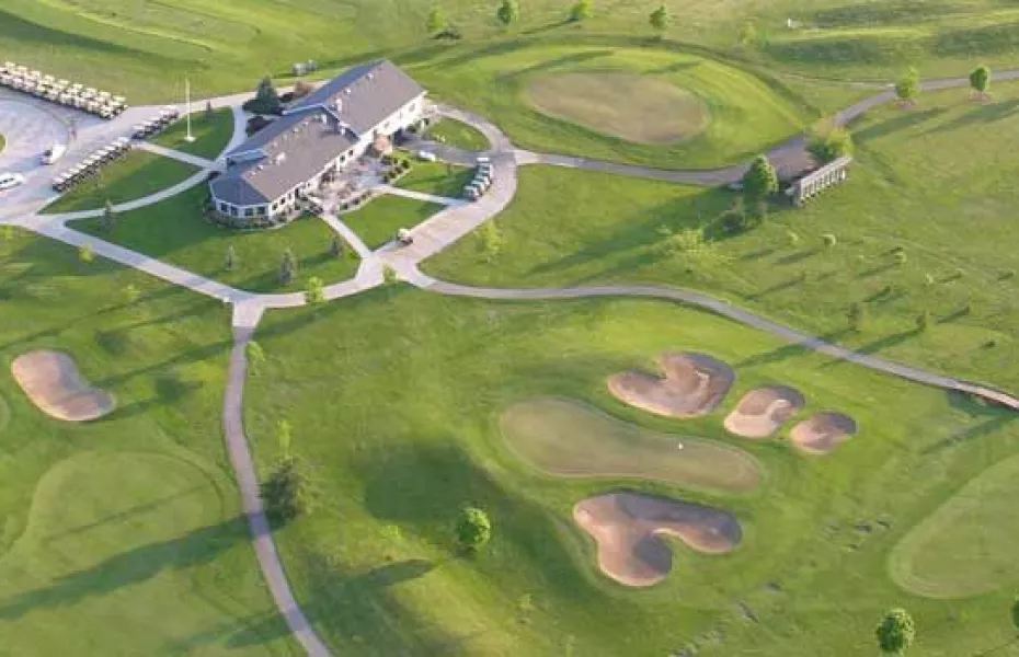 Railside GC: clubhouse (aerial)