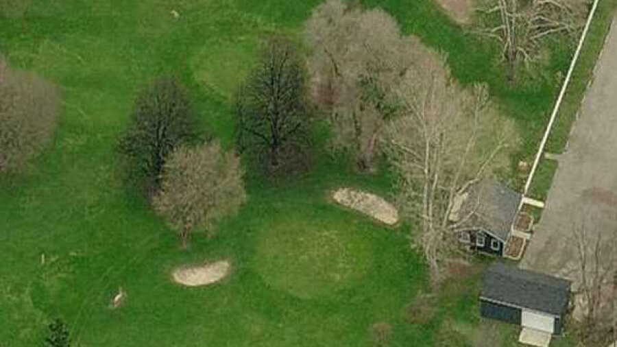Red Arrow GC: Clubhouse