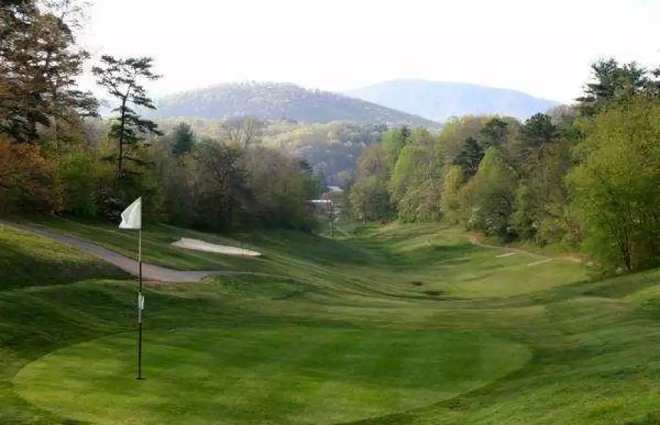 The Coves At Round Mountain