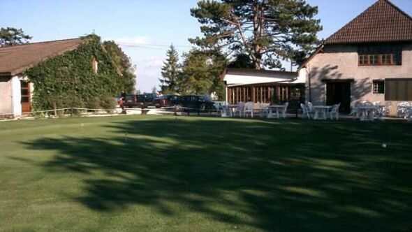 La Grande Romanie - Golf de Chalons-en-Champagne: Clubhouse