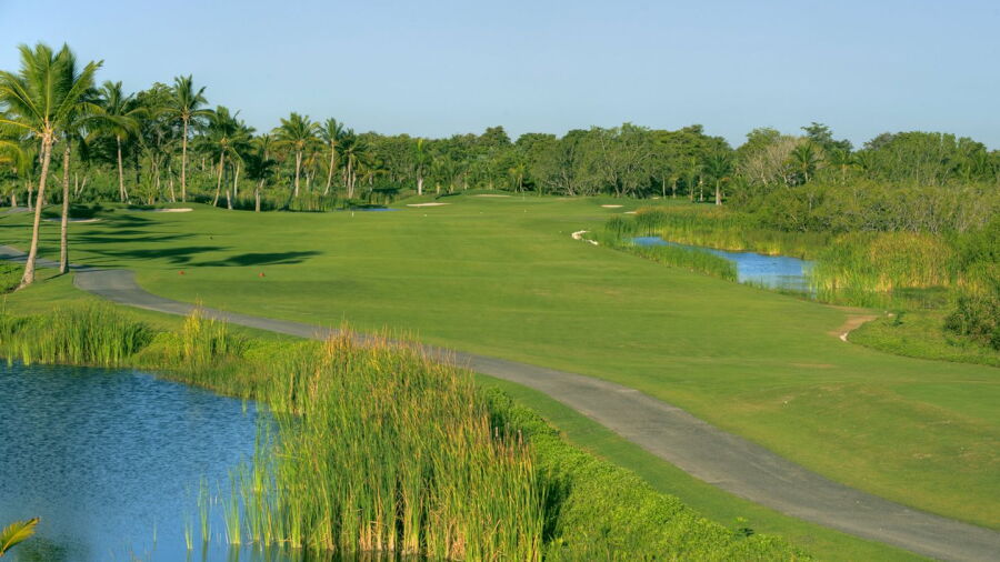The Lakes Barcelo GC: #13