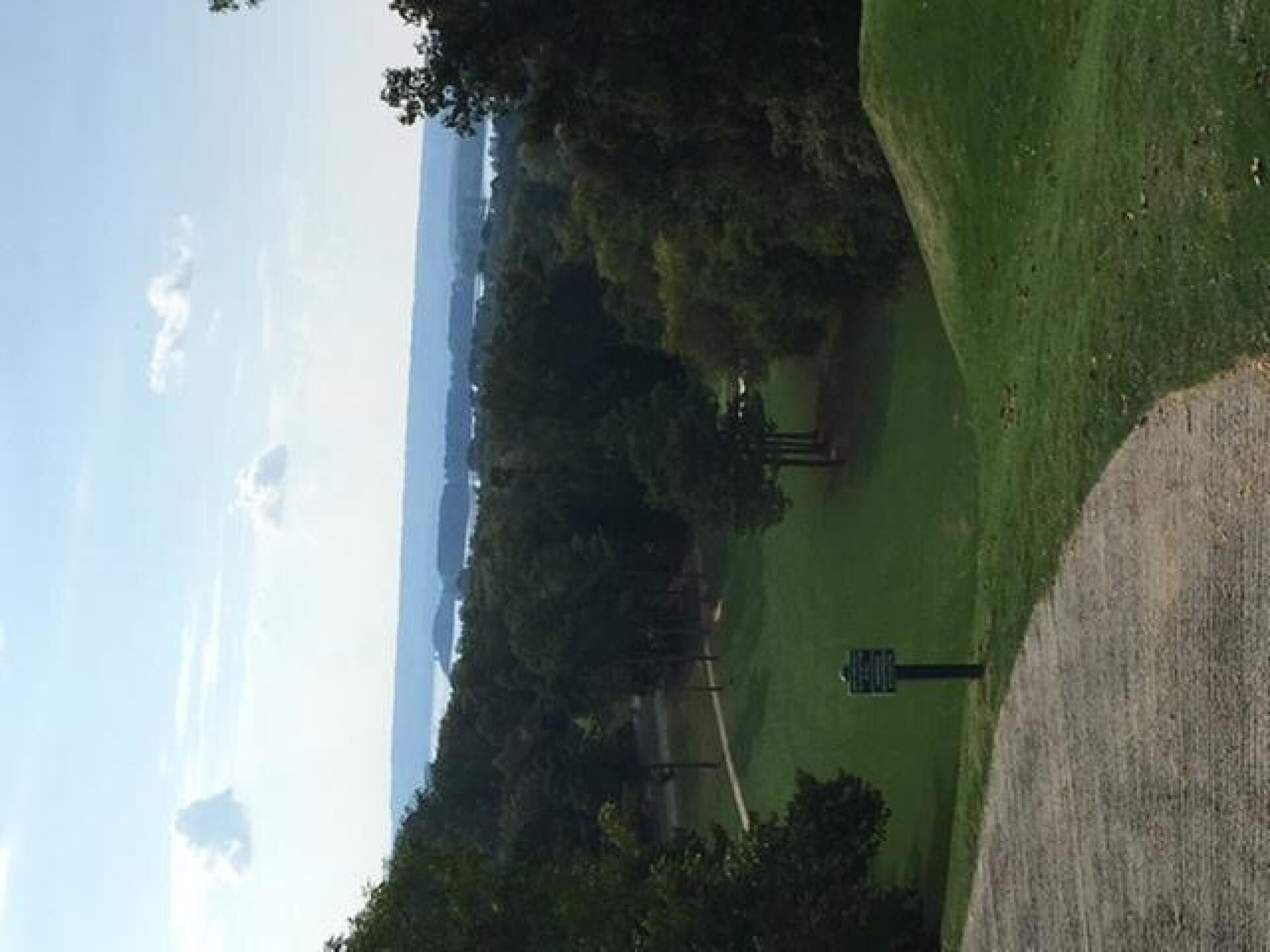 Stunning views of Lake Guntersville (Photo submitted by IVJDZXm2vJJgaZuTXUDx on 08/30/2020)