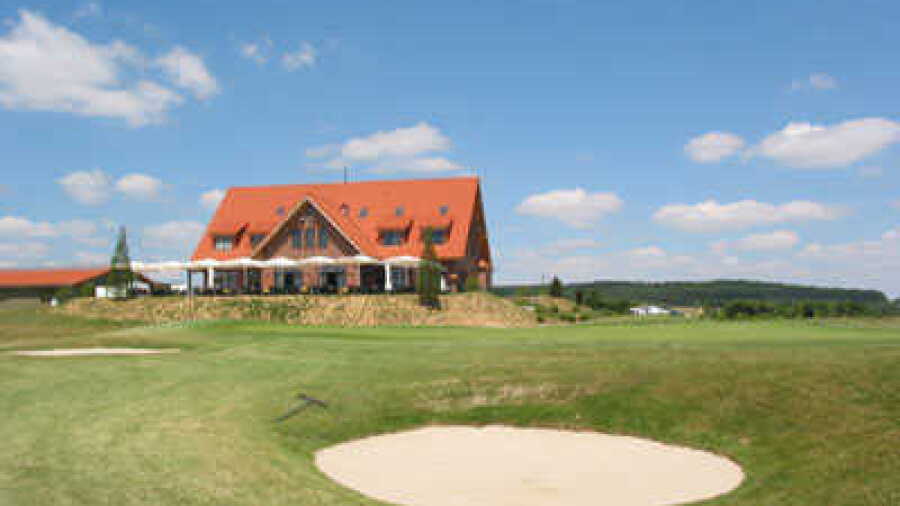 Friedberg/H GC – Championship: #18 & clubhouse
