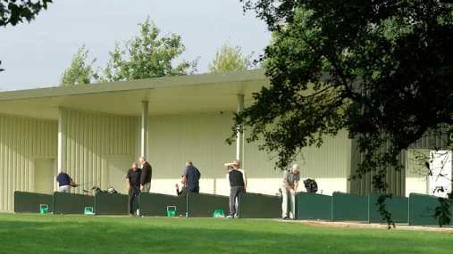 Spalding GC: Driving range