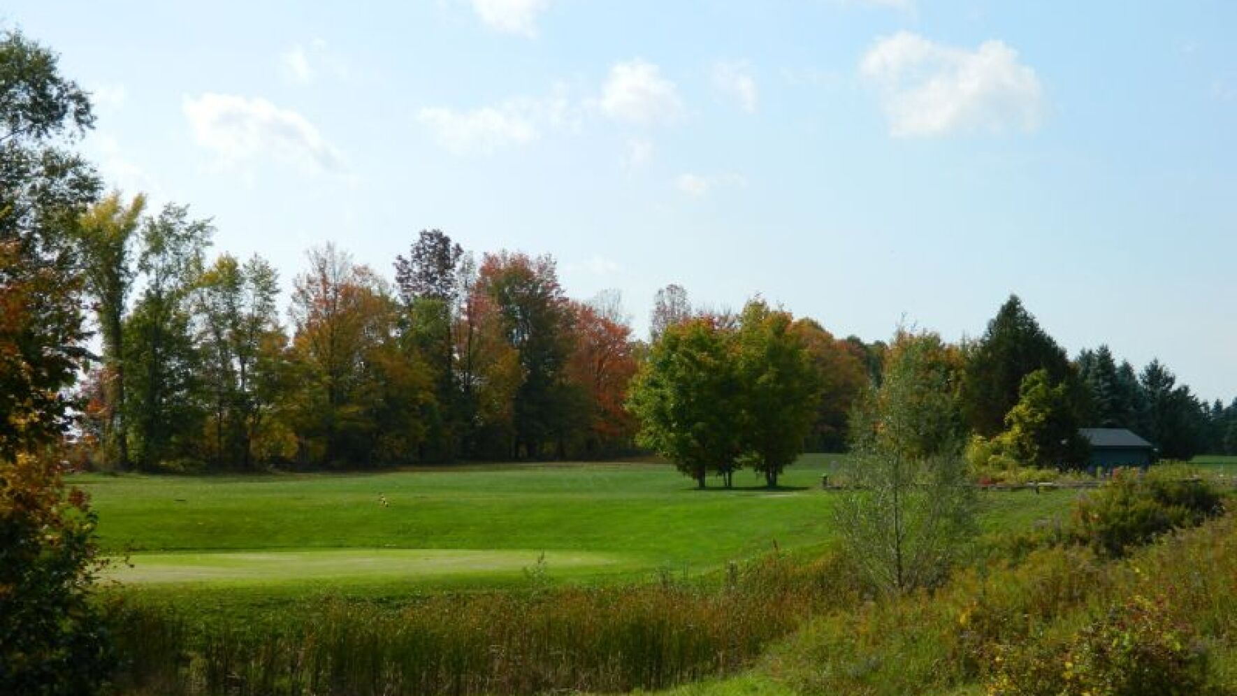 Hawkestone, Ontario Golf Guide