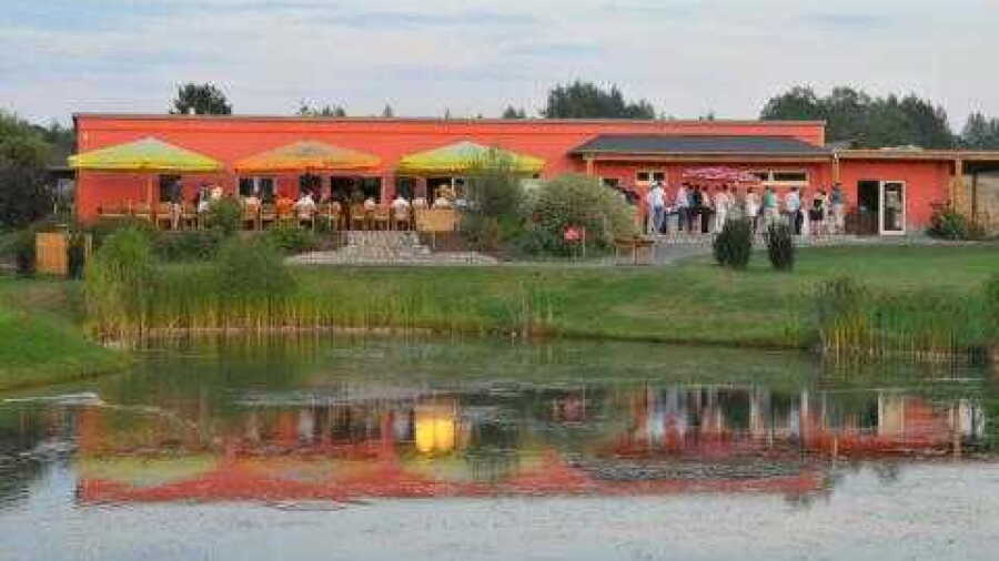 Leipzig-Schlosspark Machern GC: clubhouse