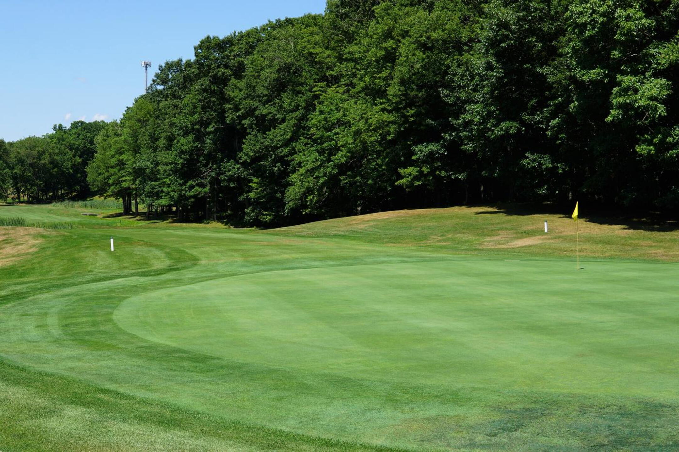 Is fourteen the signature hole at Skungamaug? I’m not sure, but it’s an outstanding par-4. (Photo submitted by AptlyLinked on 07/18/2022)