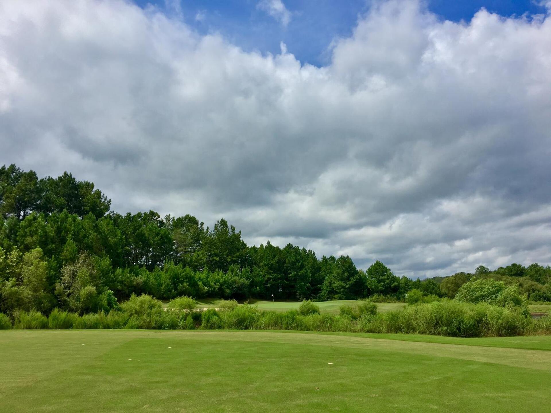 Approach on par-4 15th hole (Photo submitted by BrandonWebb on 08/31/2017)