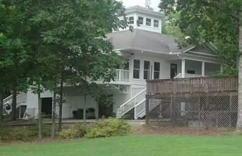 Auburn Links at Mill Creek: Clubhouse