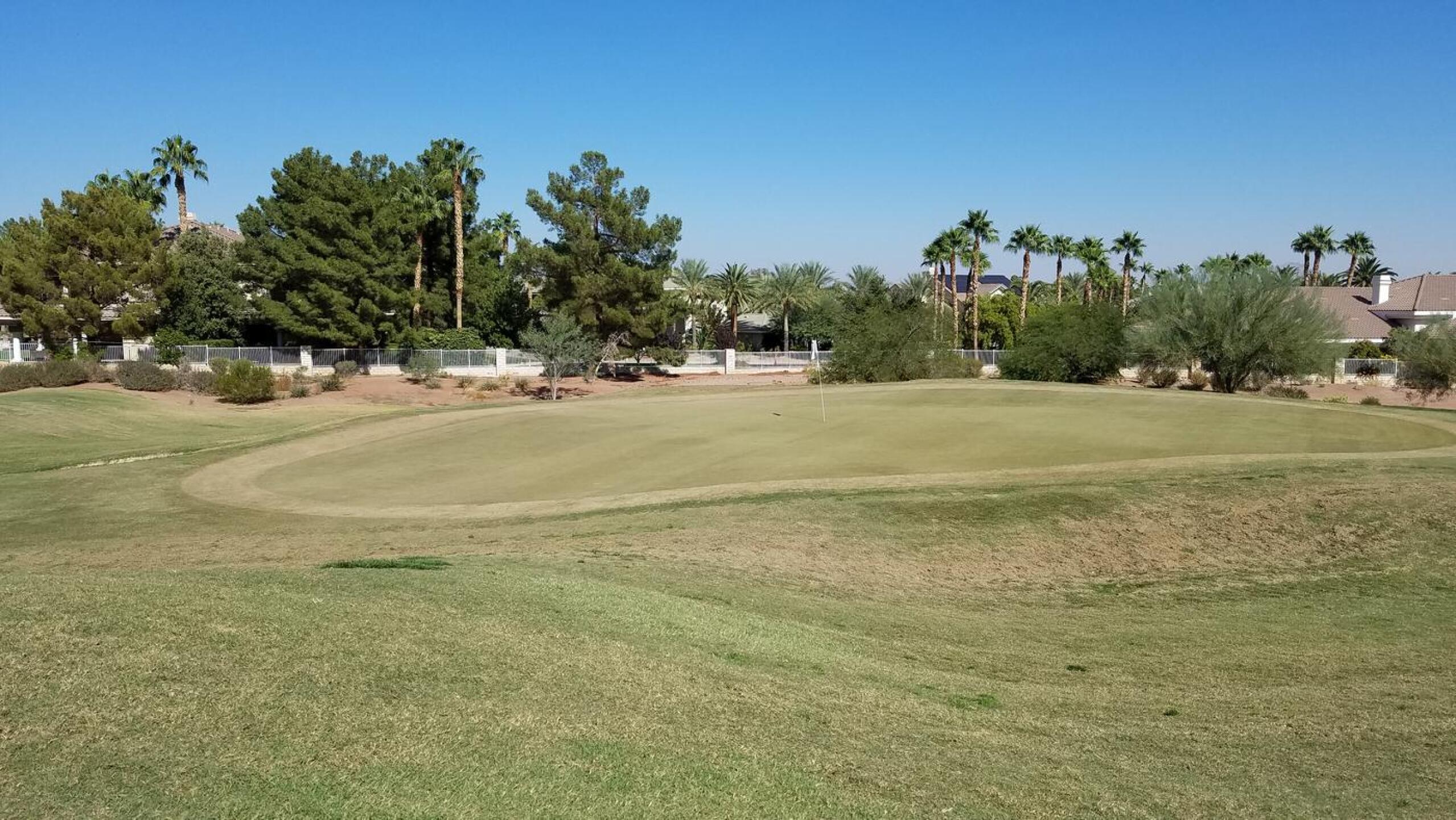 Hole 1 Green (Photo submitted by golfreviewvegas on 10/31/2020)